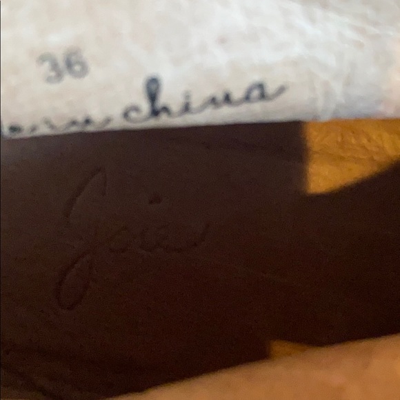 LIKE NEW JOIE fringe booties size 6 - Picture 6 of 10